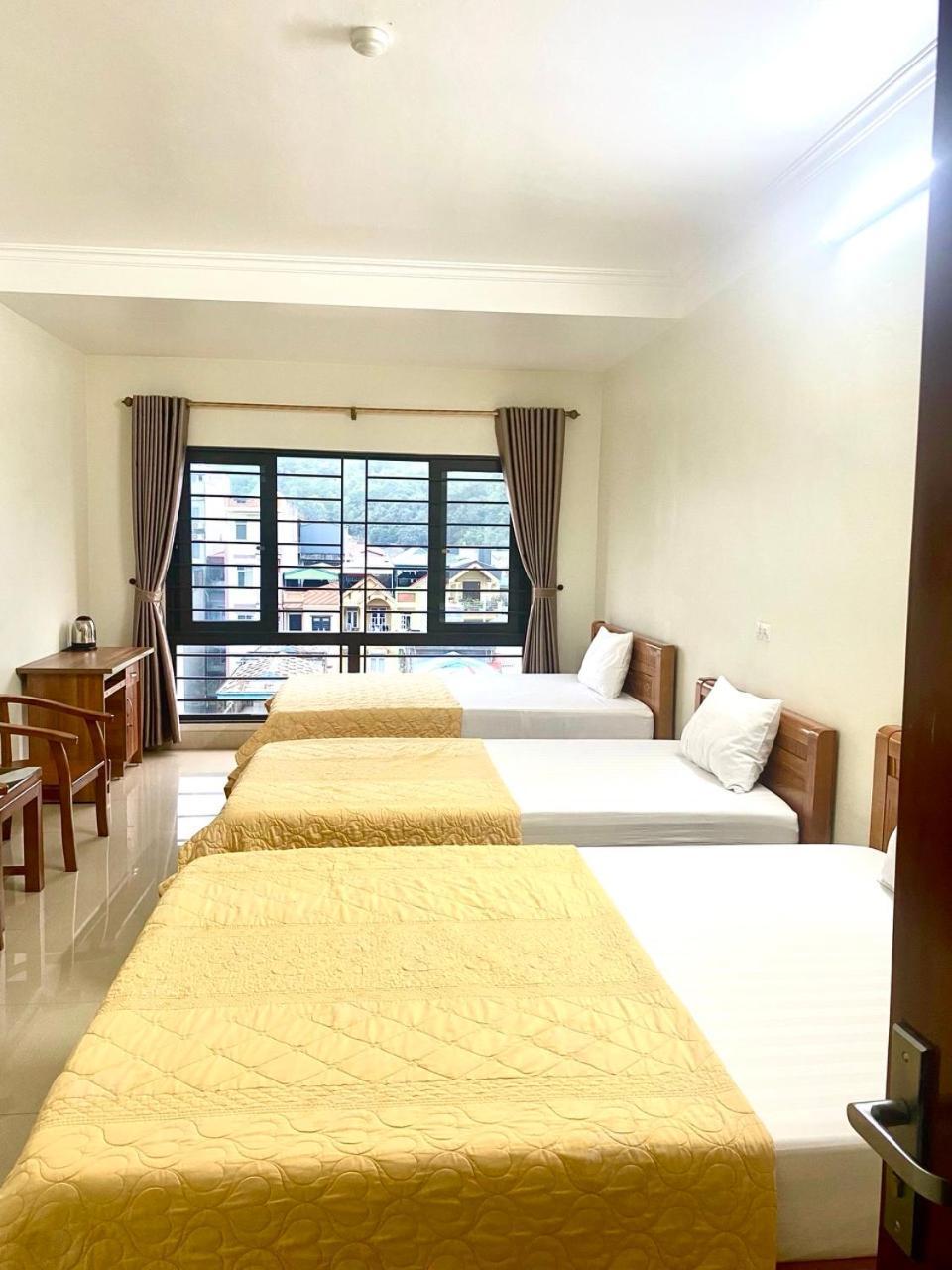 Blue Rose Hotel Ha Long Bagian luar foto