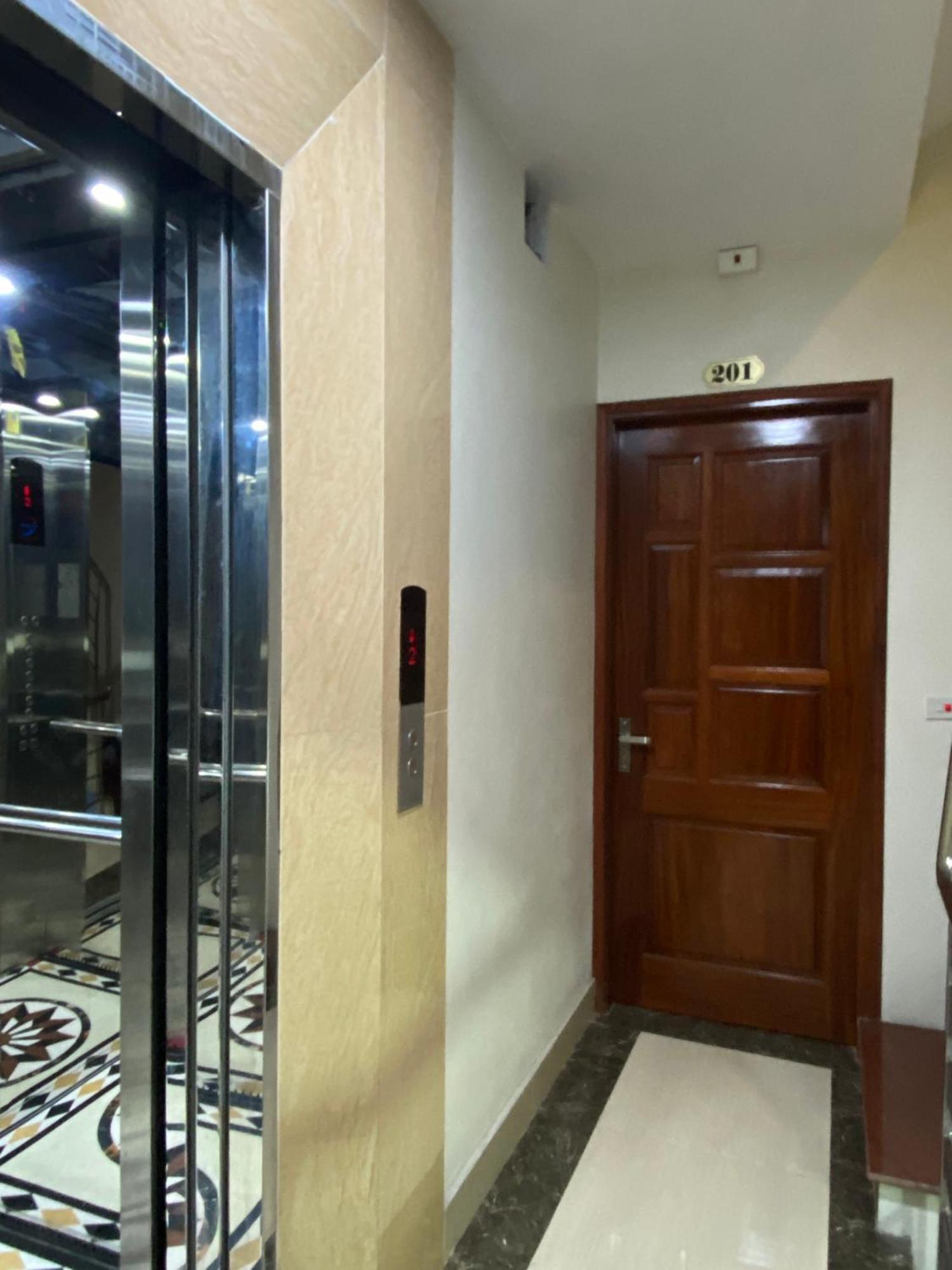 Blue Rose Hotel Ha Long Bagian luar foto