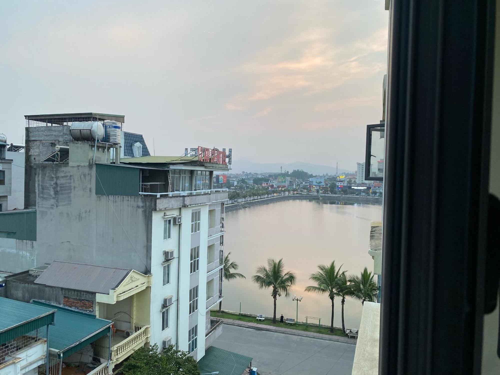 Blue Rose Hotel Ha Long Bagian luar foto