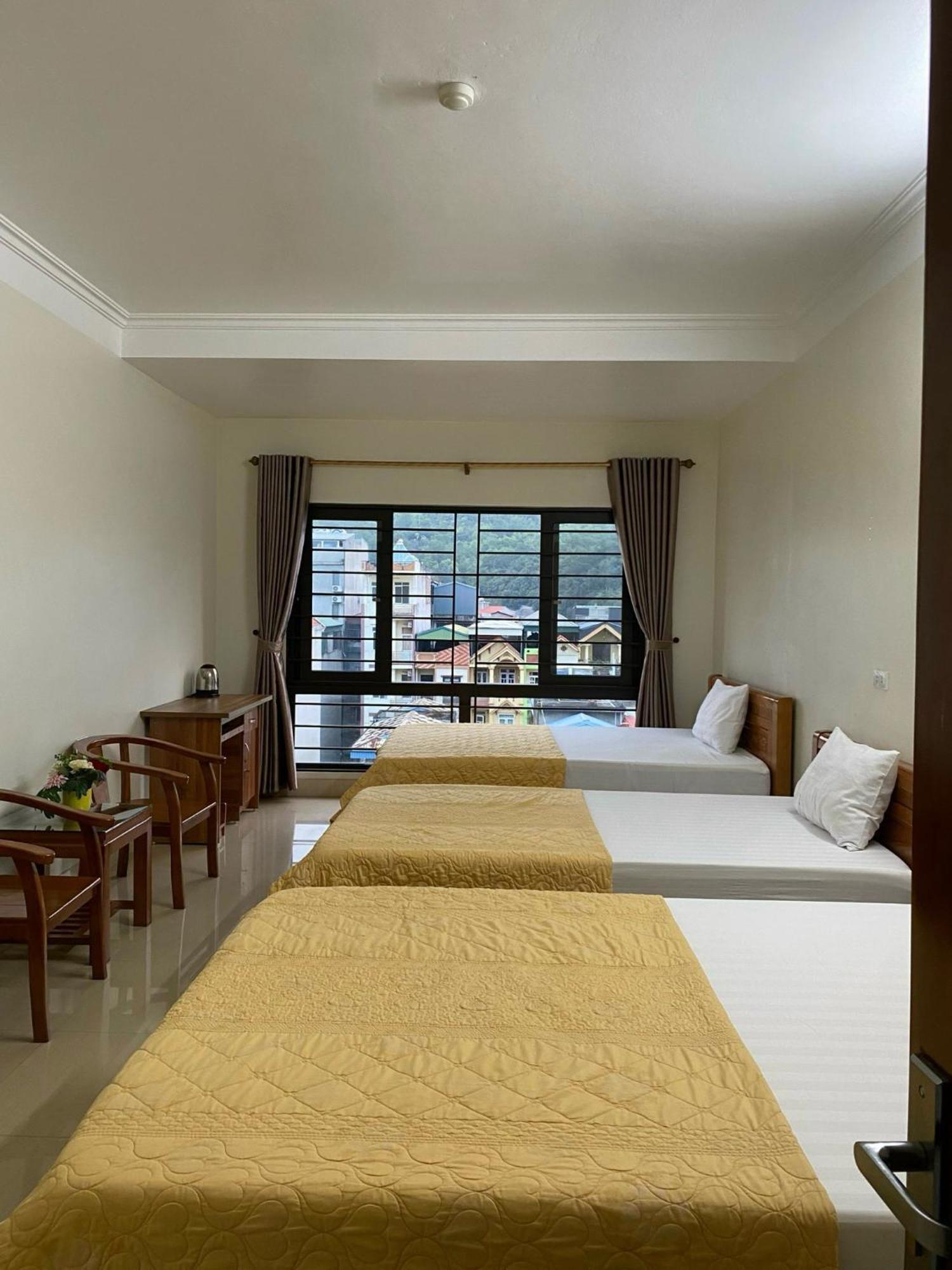 Blue Rose Hotel Ha Long Bagian luar foto